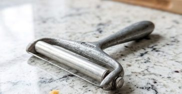 Cheese slicer on 202604141856 800x840