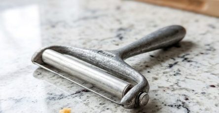 Cheese slicer on 202604141856 800x840
